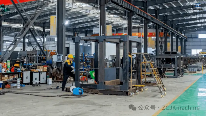 Maszyna do produkcji bloków i cegieł Cena: 5 pułapek kosztowych, których kupujący powinni unikać